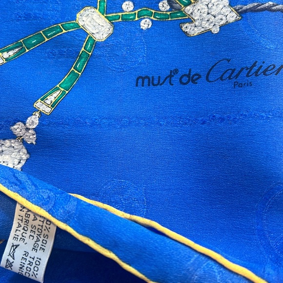 Cartier Scarf - Picture 14 of 14